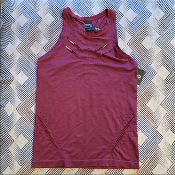Victoria's Secret Other - Victoria’s Secret Sport Top